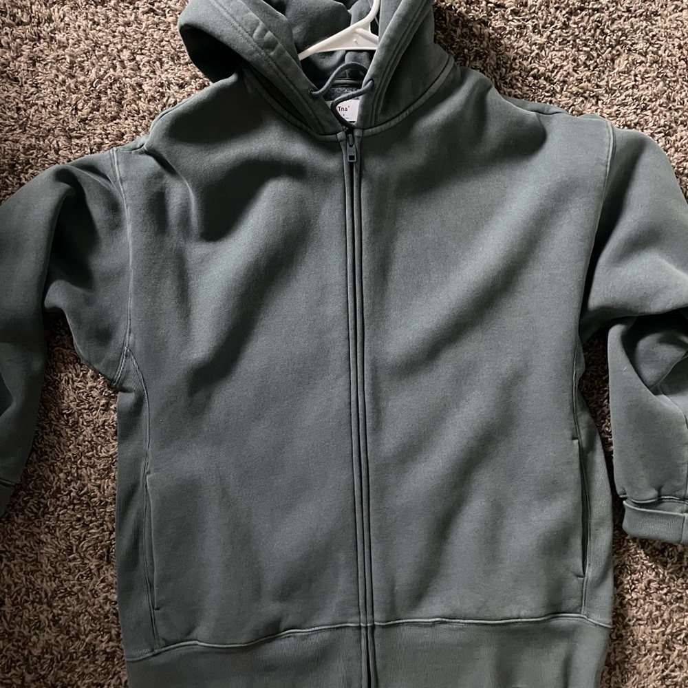 TNA Aritzia ZipUp